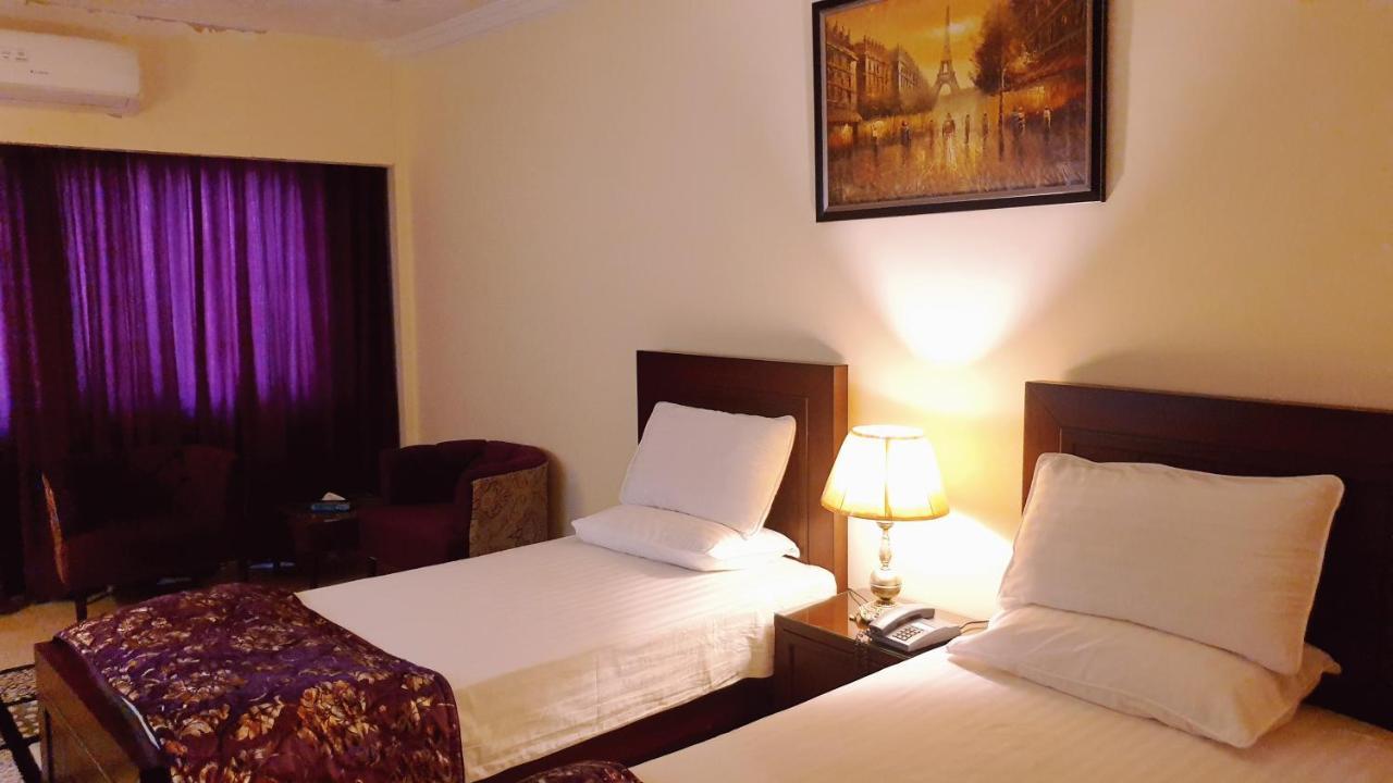 Hotel Grand Arena ラーワルピンディー エクステリア 写真