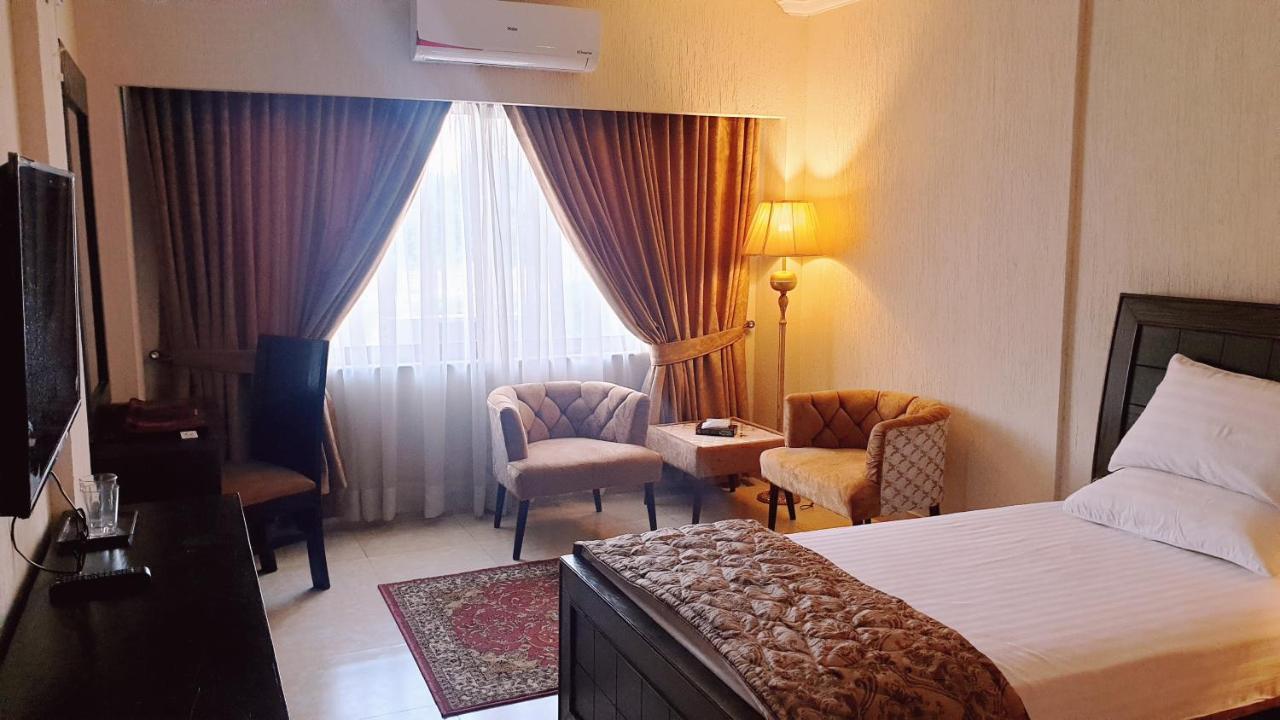 Hotel Grand Arena ラーワルピンディー エクステリア 写真